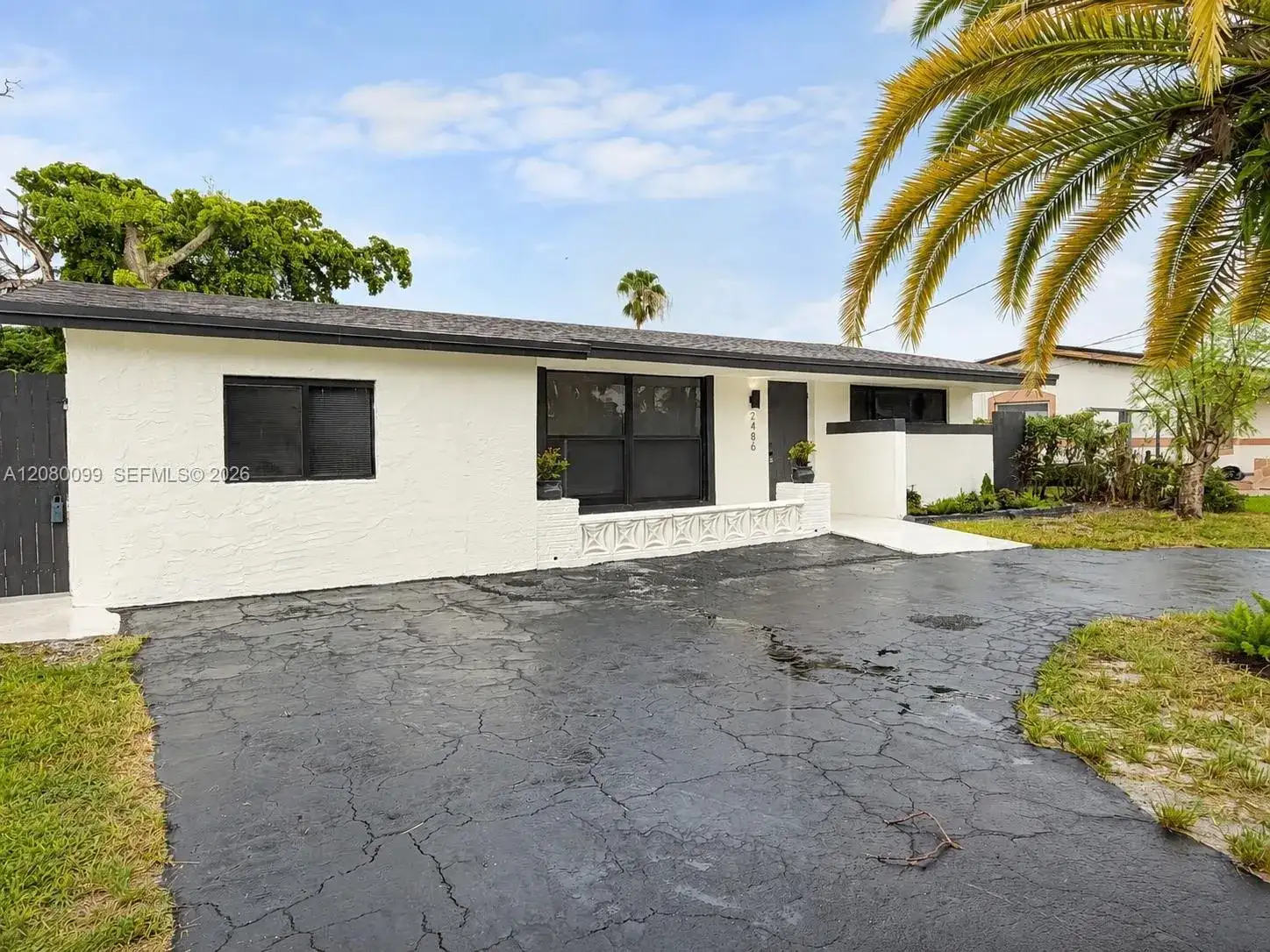 2486 NW 73rd Ave, Sunrise FL 33313 photo 3