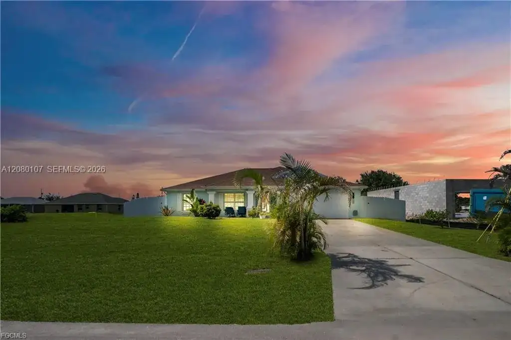 3902 3RD ST SW, Lehigh Acres FL 33976 photo 2