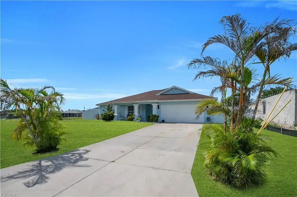 3902 3RD ST SW, Lehigh Acres FL 33976 photo 4