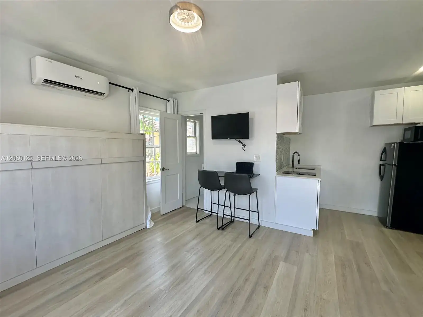 415 75th St # 2A, Miami Beach FL 33141 photo 4