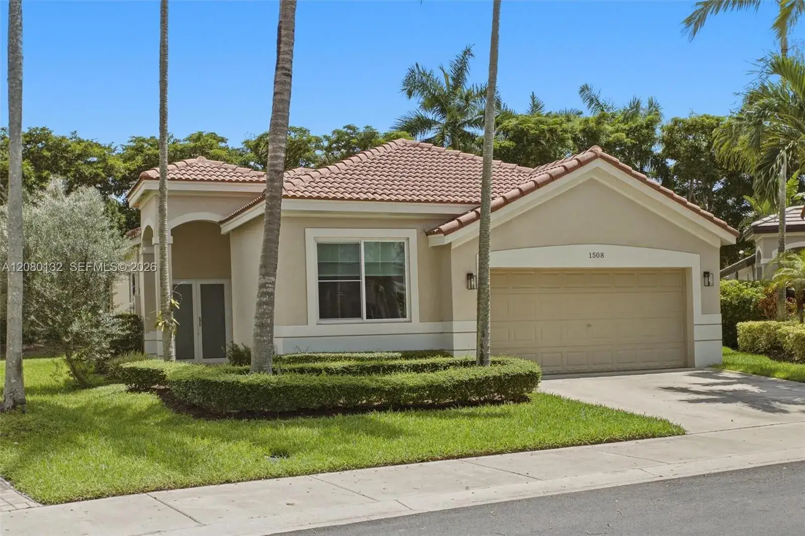 1508 Winterberry Ln, Weston FL 33327