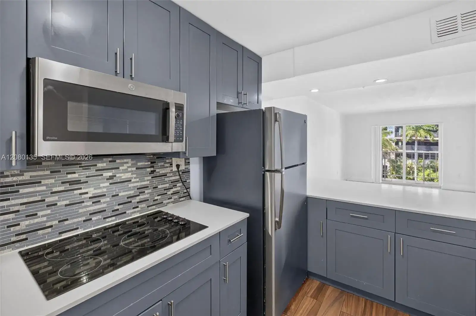 453 SW 2nd St # 301C, Miami FL 33130 photo 3