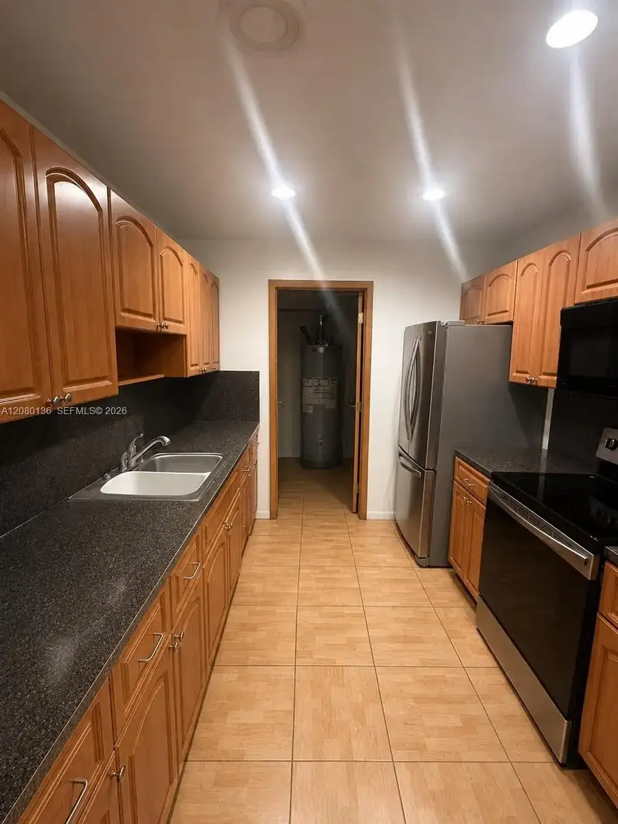 2901 NW 209th Ter, Miami Gardens FL 33056 photo 5