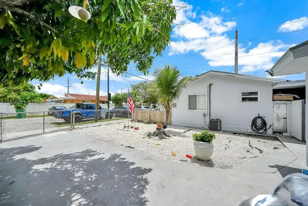 6501 SW 4th St # B, Miami FL 33144 photo 3