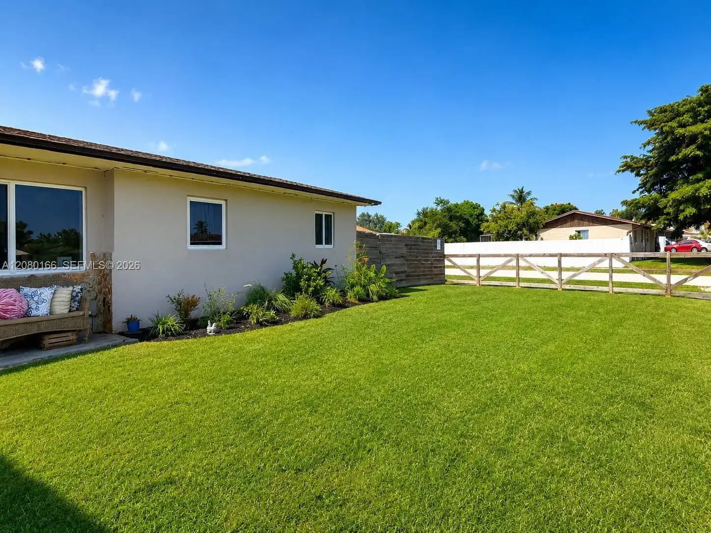 1211 NW 18th St, Homestead FL 33030 photo 4