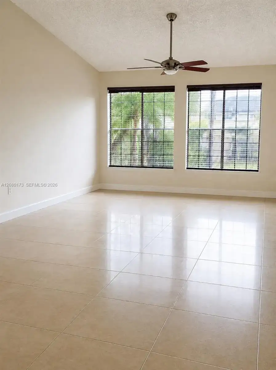 6355 La Costa Dr # M, Boca Raton FL 33433 photo 2