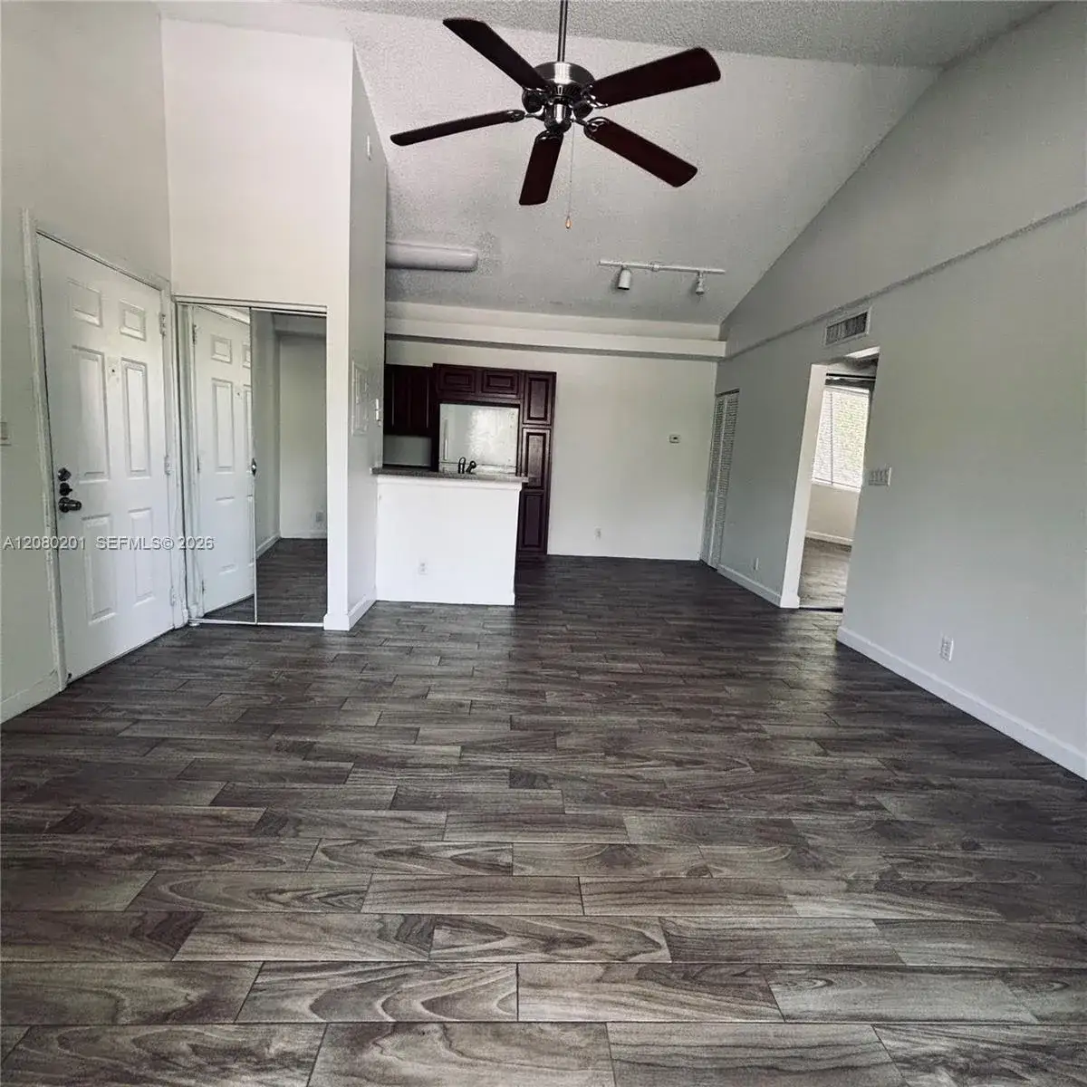 701 Lyons Rd # 13207, Coconut Creek FL 33063