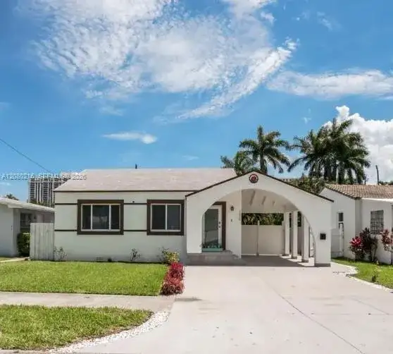 1526 NE 110th St # A, Miami FL 33161 photo 3