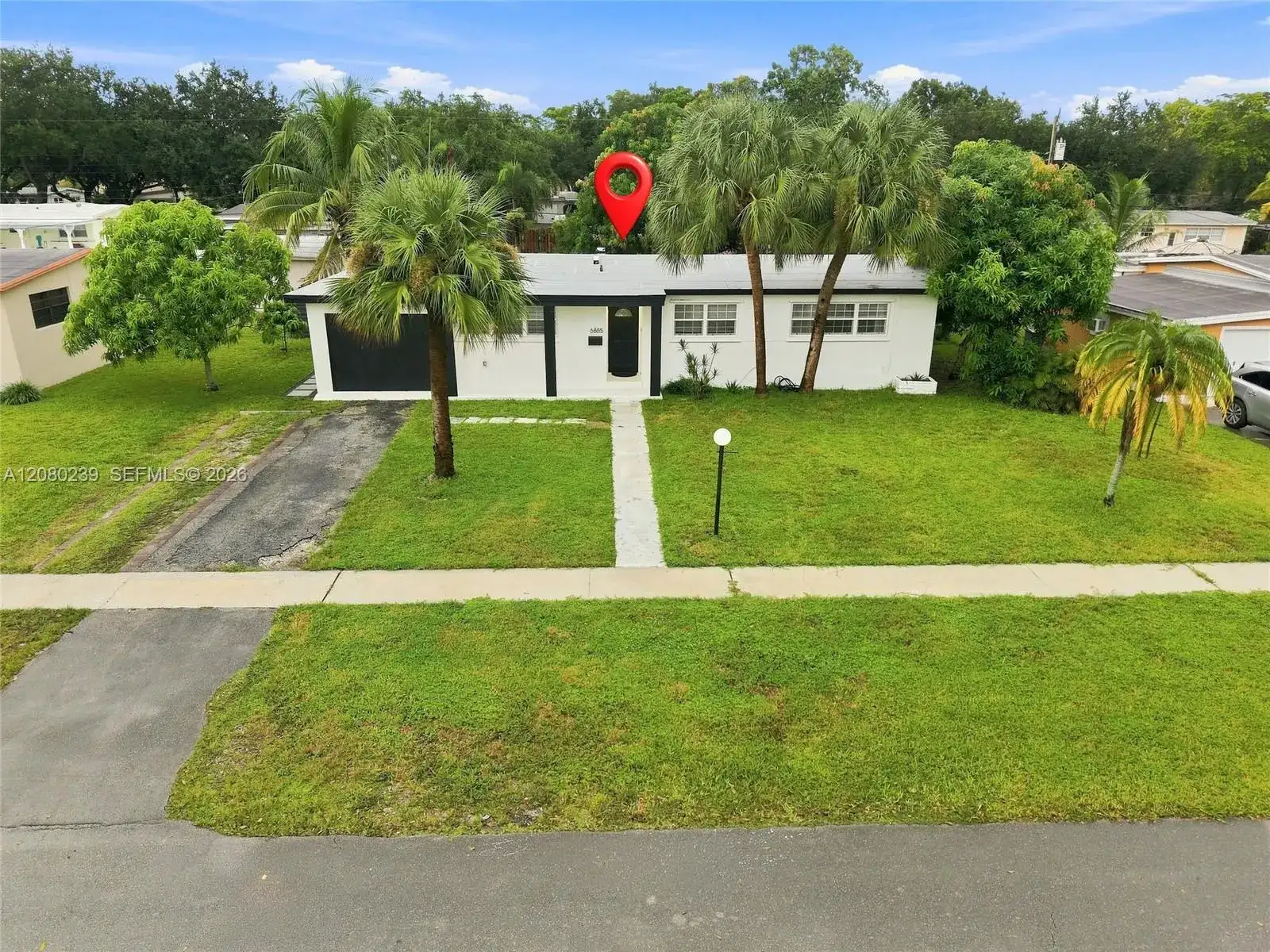 6885 NW 14th Ct, Plantation FL 33313 photo 4