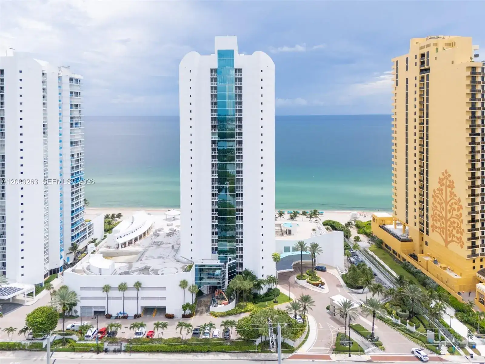 16425 Collins Ave # 2311, Sunny Isles Beach FL 33160 photo 2