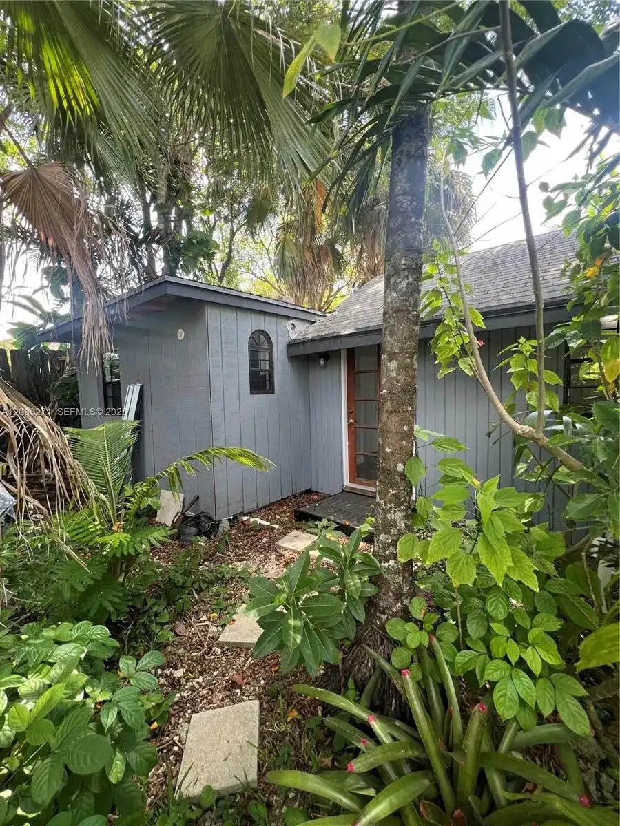 411 SW 1st St # 2, Florida City FL 33034