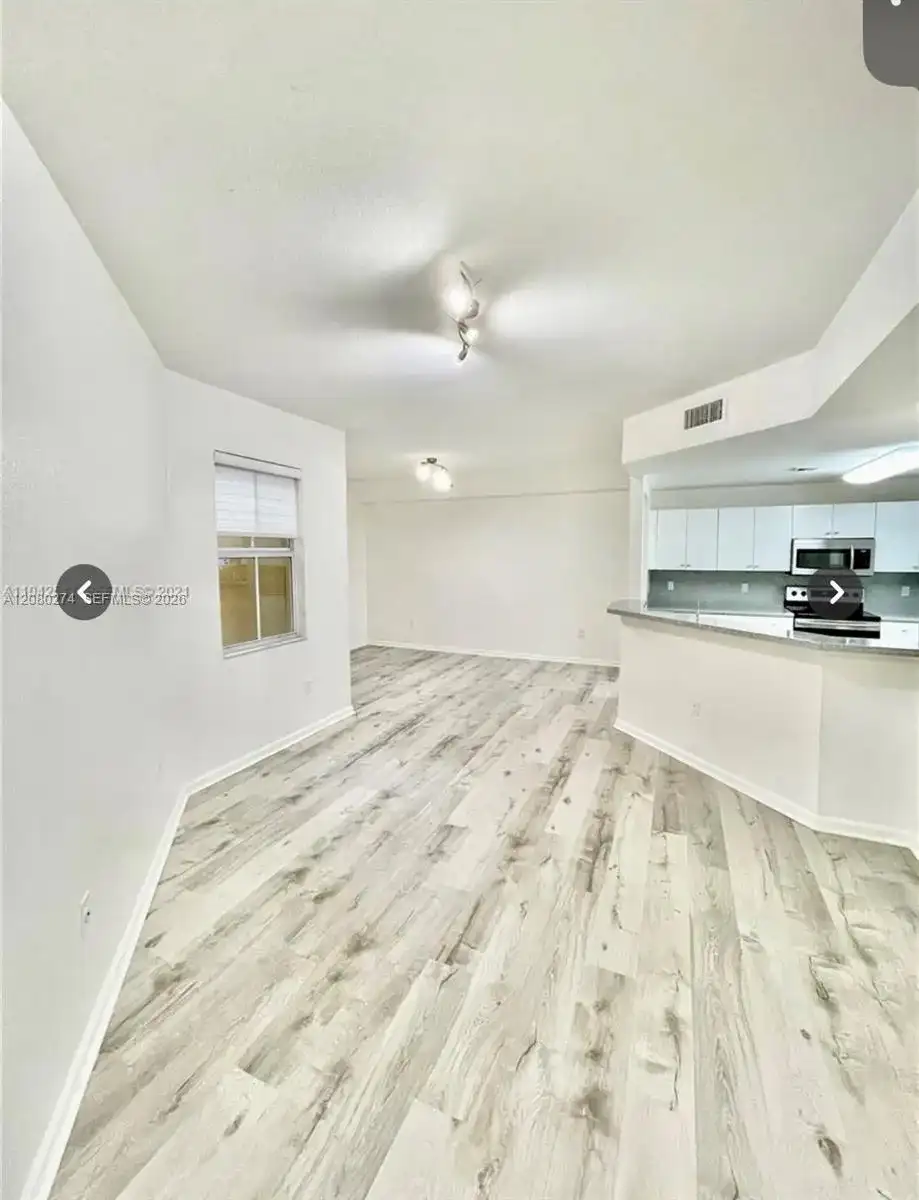 10902 NW 83 St # 219, Doral FL 33178