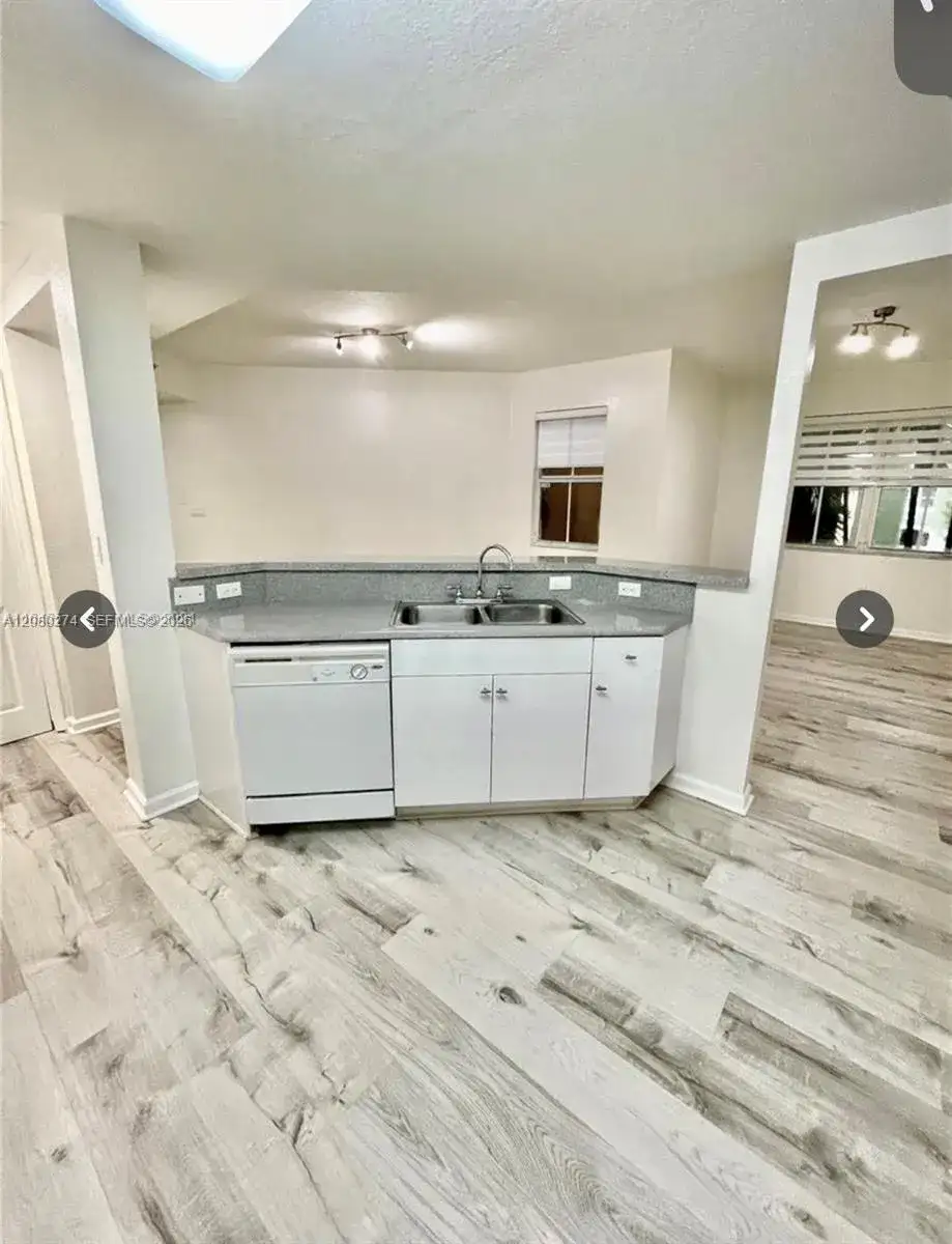 10902 NW 83 St # 219, Doral FL 33178 photo 4