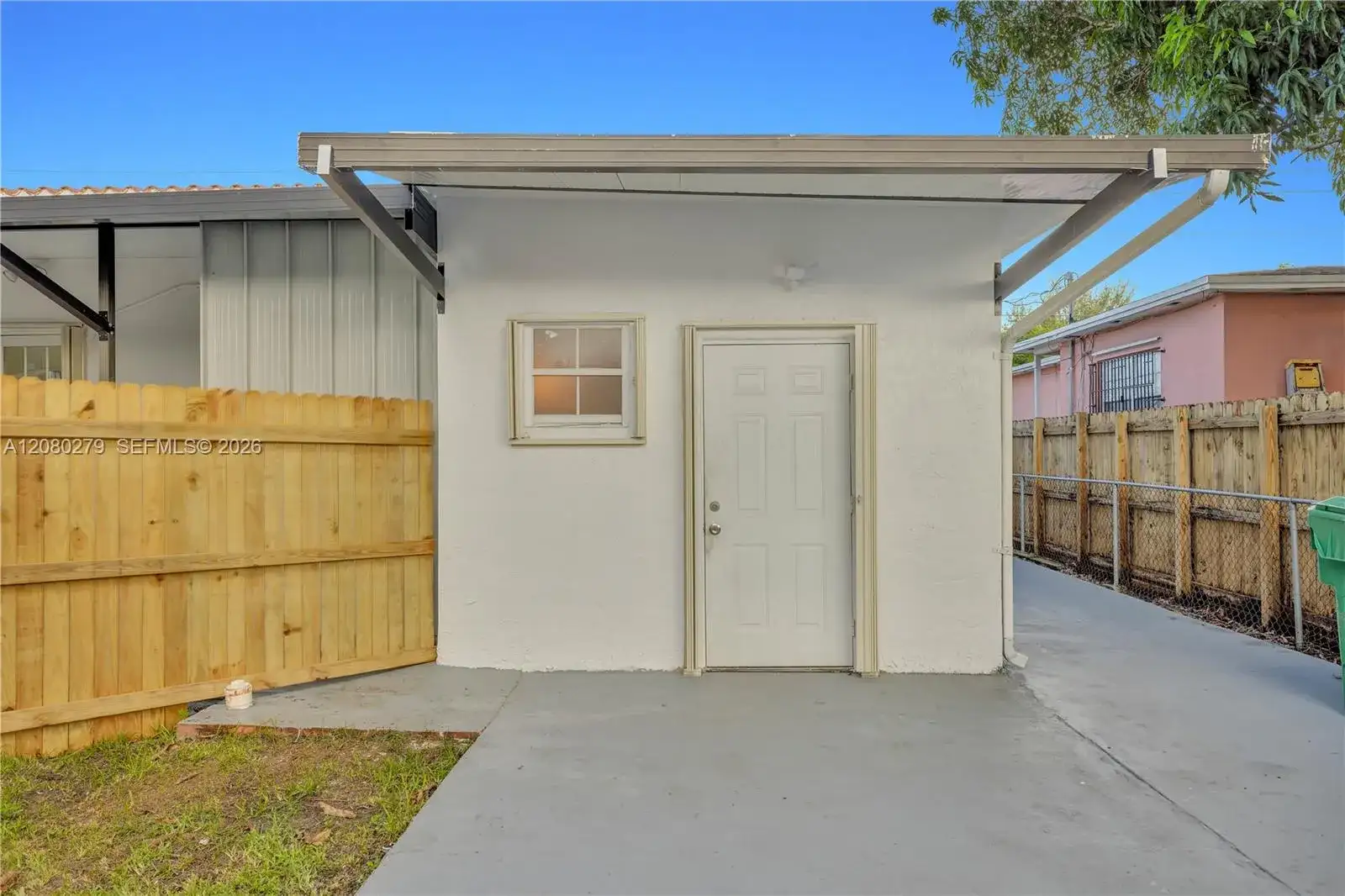 536 NW 25th Ave # C, Miami FL 33125 photo 2