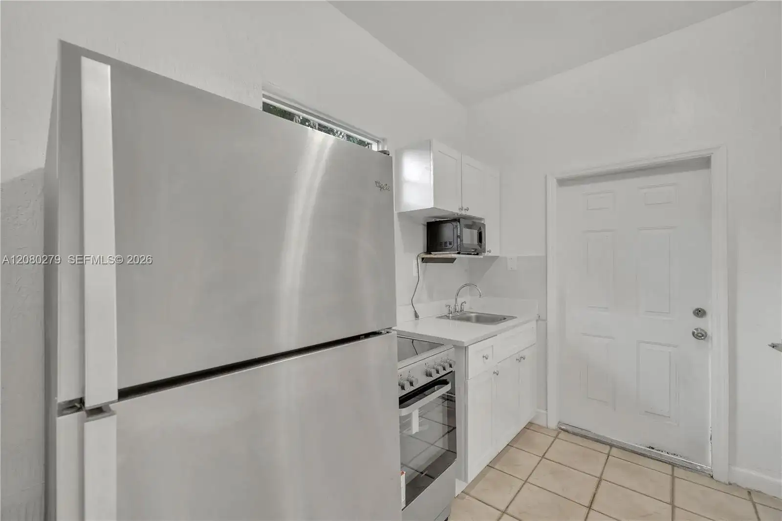 536 NW 25th Ave # C, Miami FL 33125 photo 5