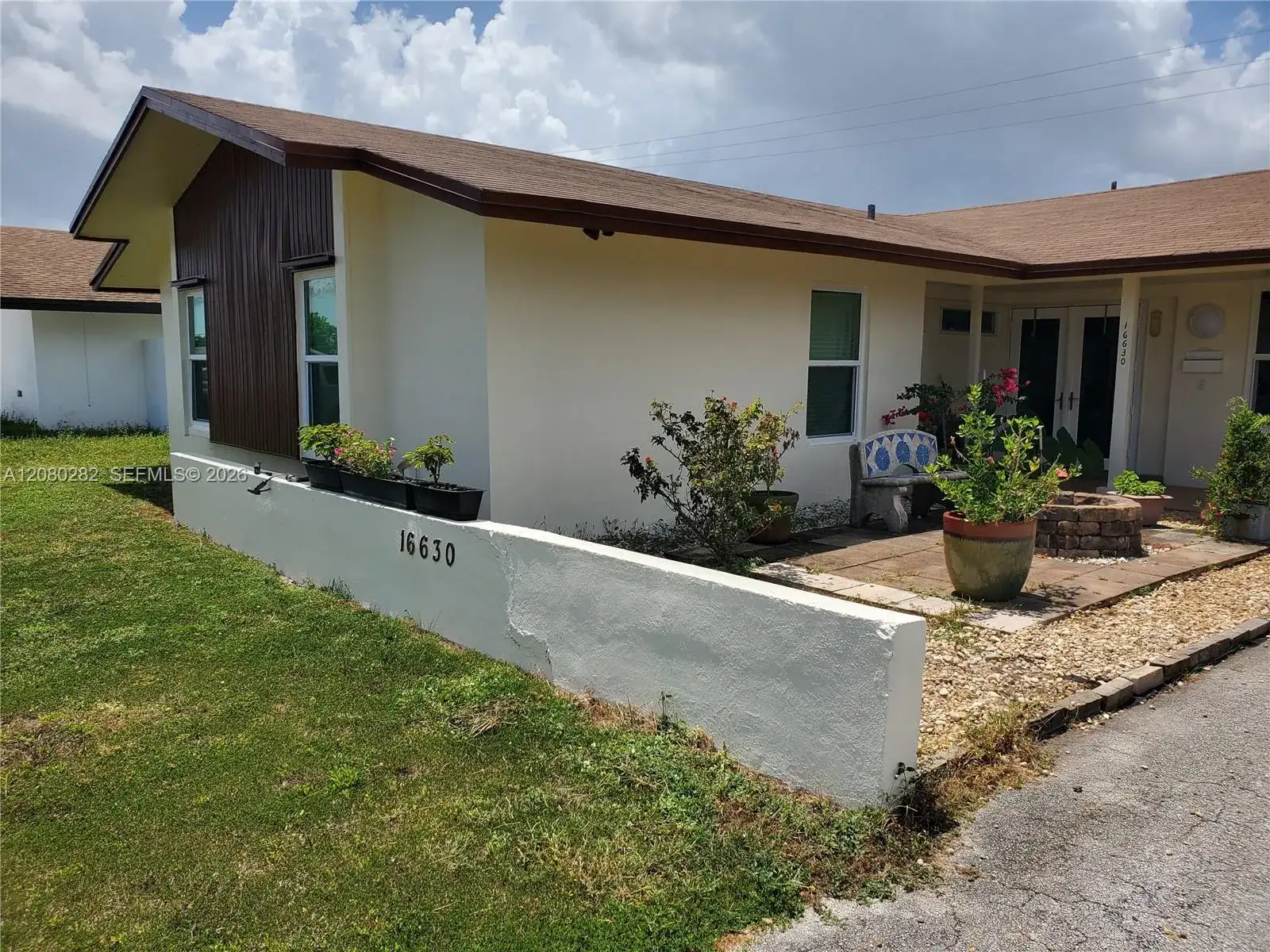 16630 SW 102nd Pl, Miami FL 33157 photo 4