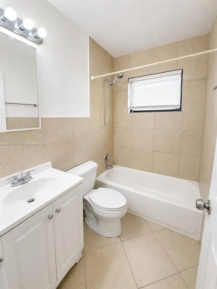 6525 SW 25th St, Miramar FL 33023 photo 4