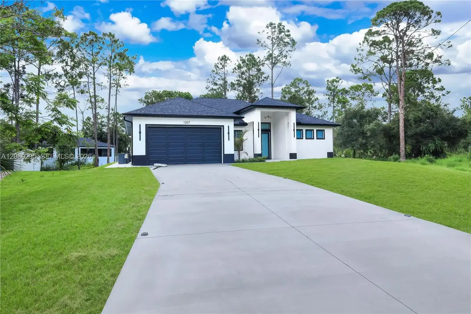 1207 Ramus st e, Lehigh Acres FL 33974 photo 2