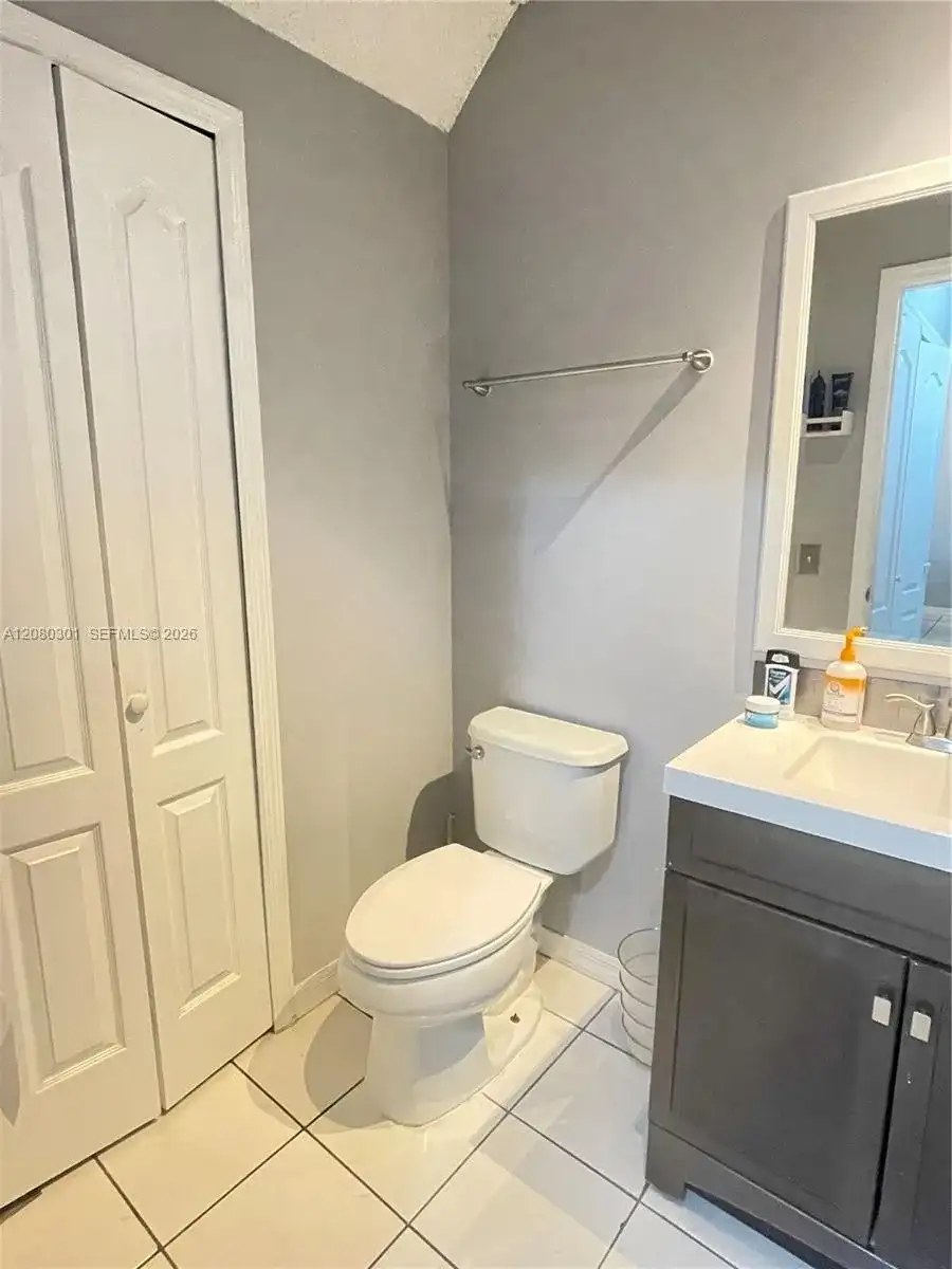 15856 SW 71st St, Miami FL 33193 photo 4