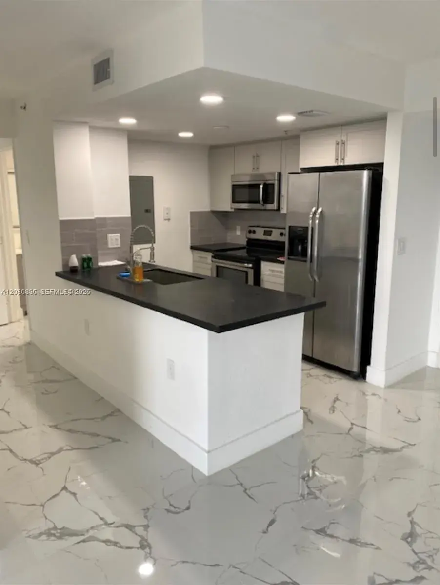816 NW 11th St # 902, Miami FL 33136
