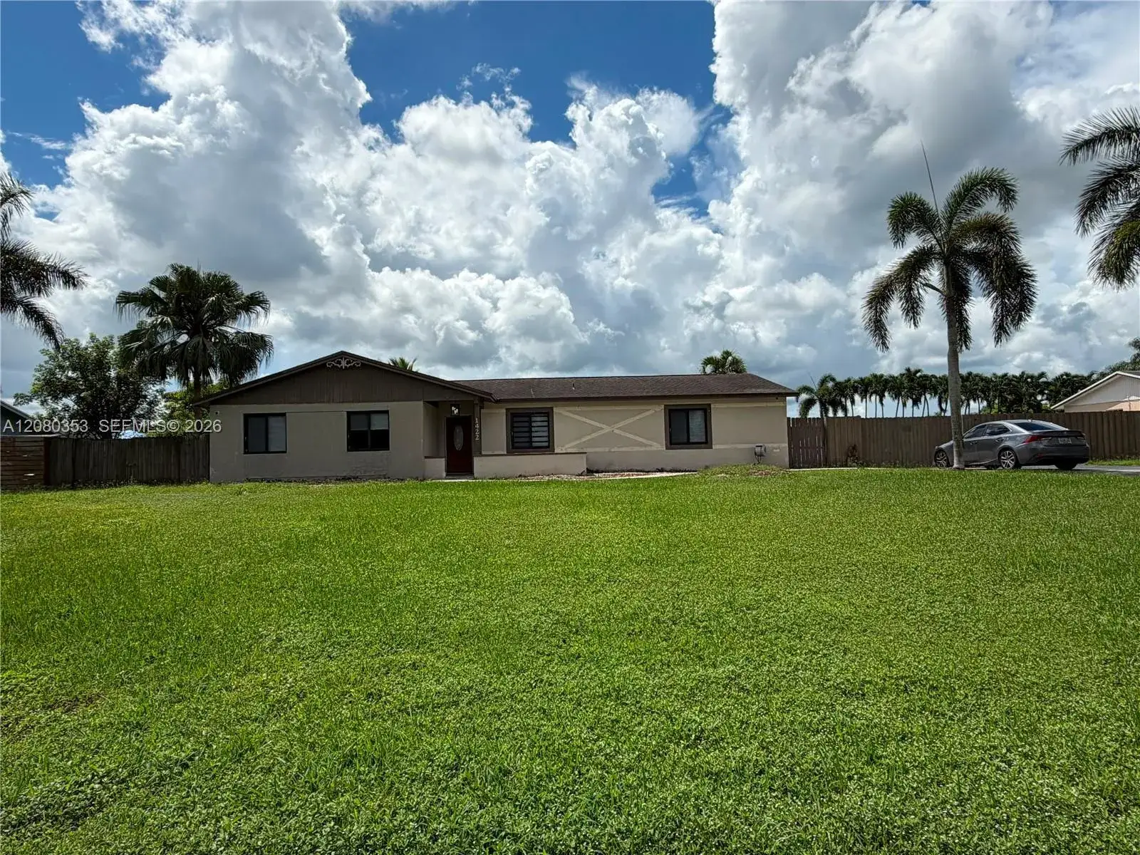 1422 NW 20th St, Homestead FL 33030