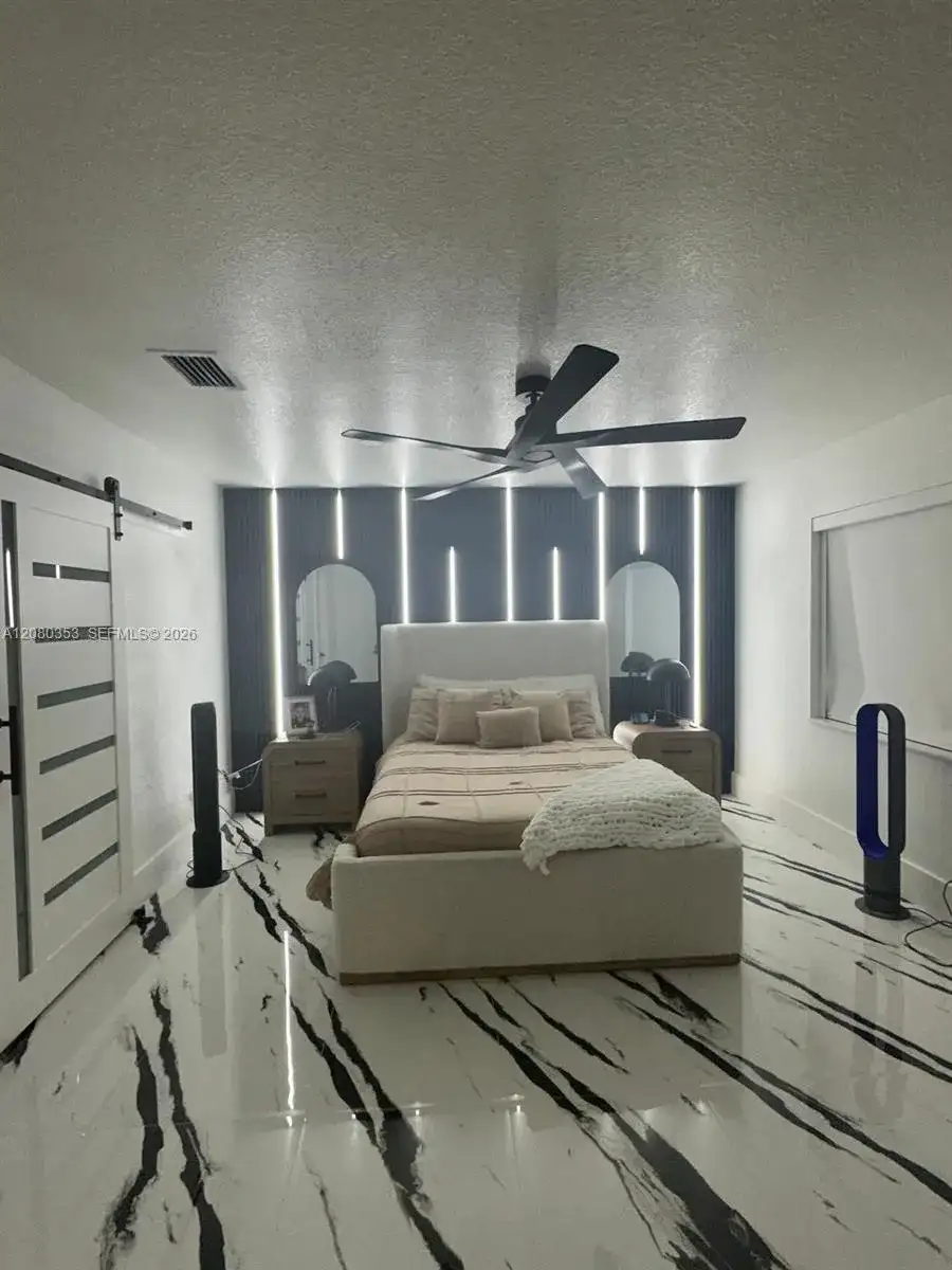 1422 NW 20th St, Homestead FL 33030 photo 3