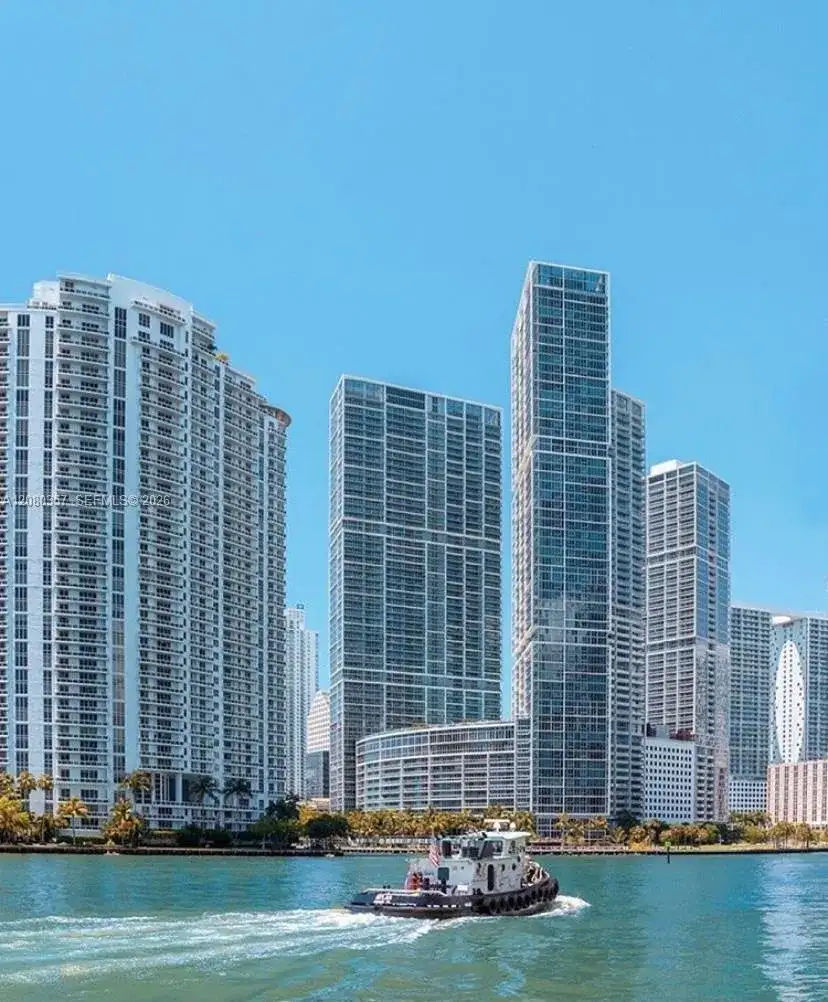 485 Brickell Ave # 2606, Miami FL 33131 photo 4