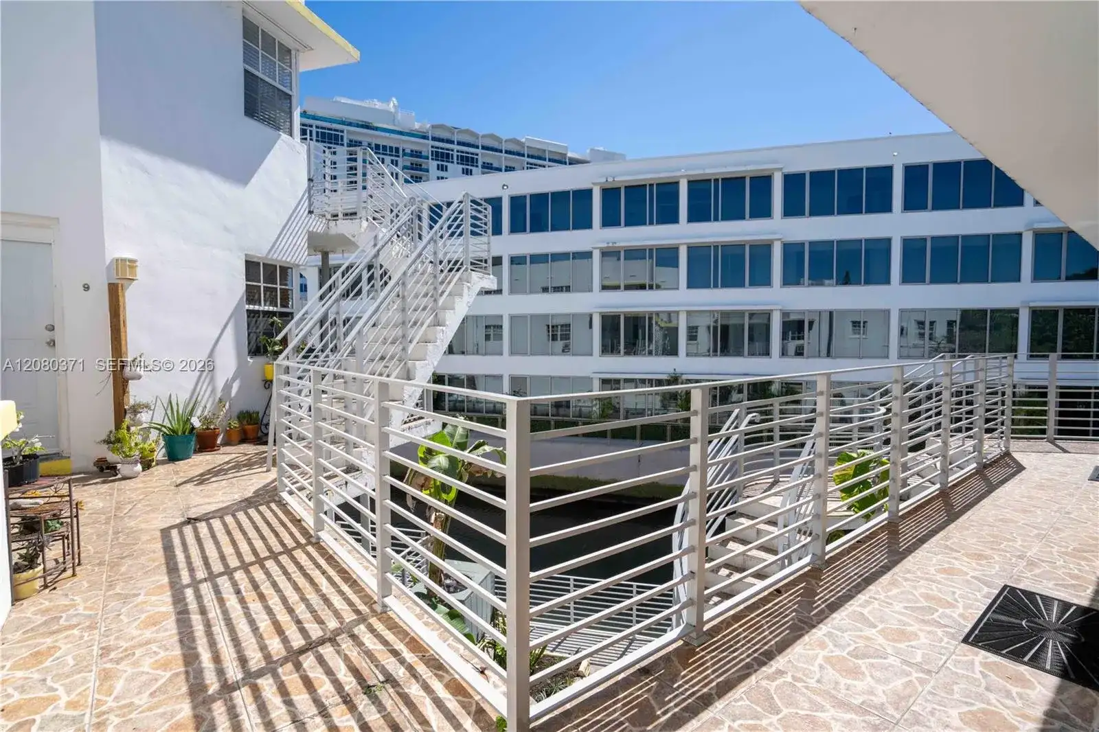 2383 Flamingo Dr # 11, Miami Beach FL 33140 photo 2