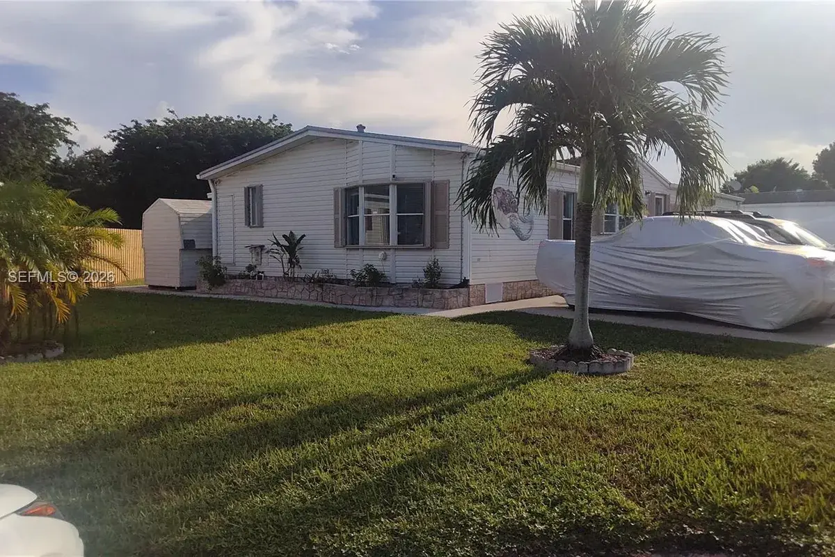 35303 SW 180 Ave 351-352, Homestead FL 33034