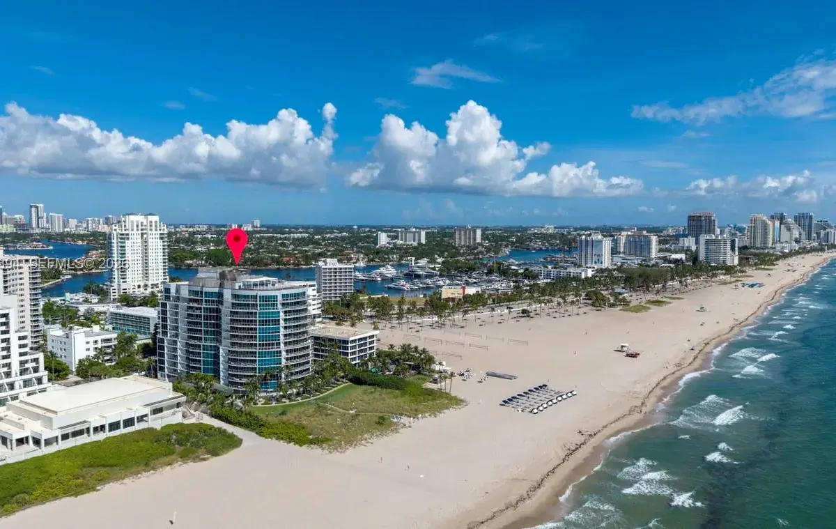 1200 Holiday Dr # 208, Fort Lauderdale FL 33316