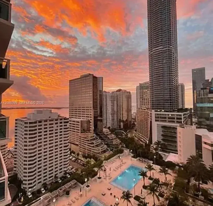 950 Brickell Bay Dr # 2203, Miami FL 33131