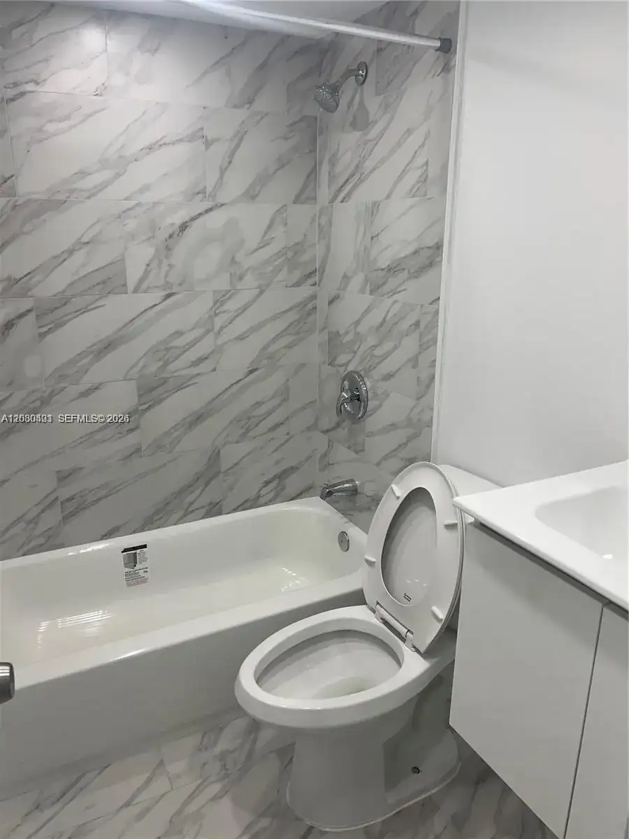 616 NW 13th St # 17, Boca Raton FL 33486 photo 2