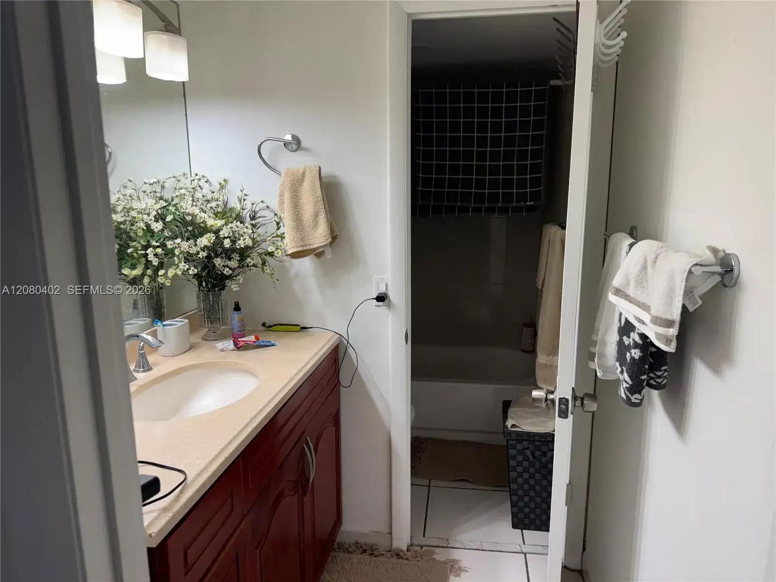 5050 NW 7th St # 604, Miami FL 33126 photo 3