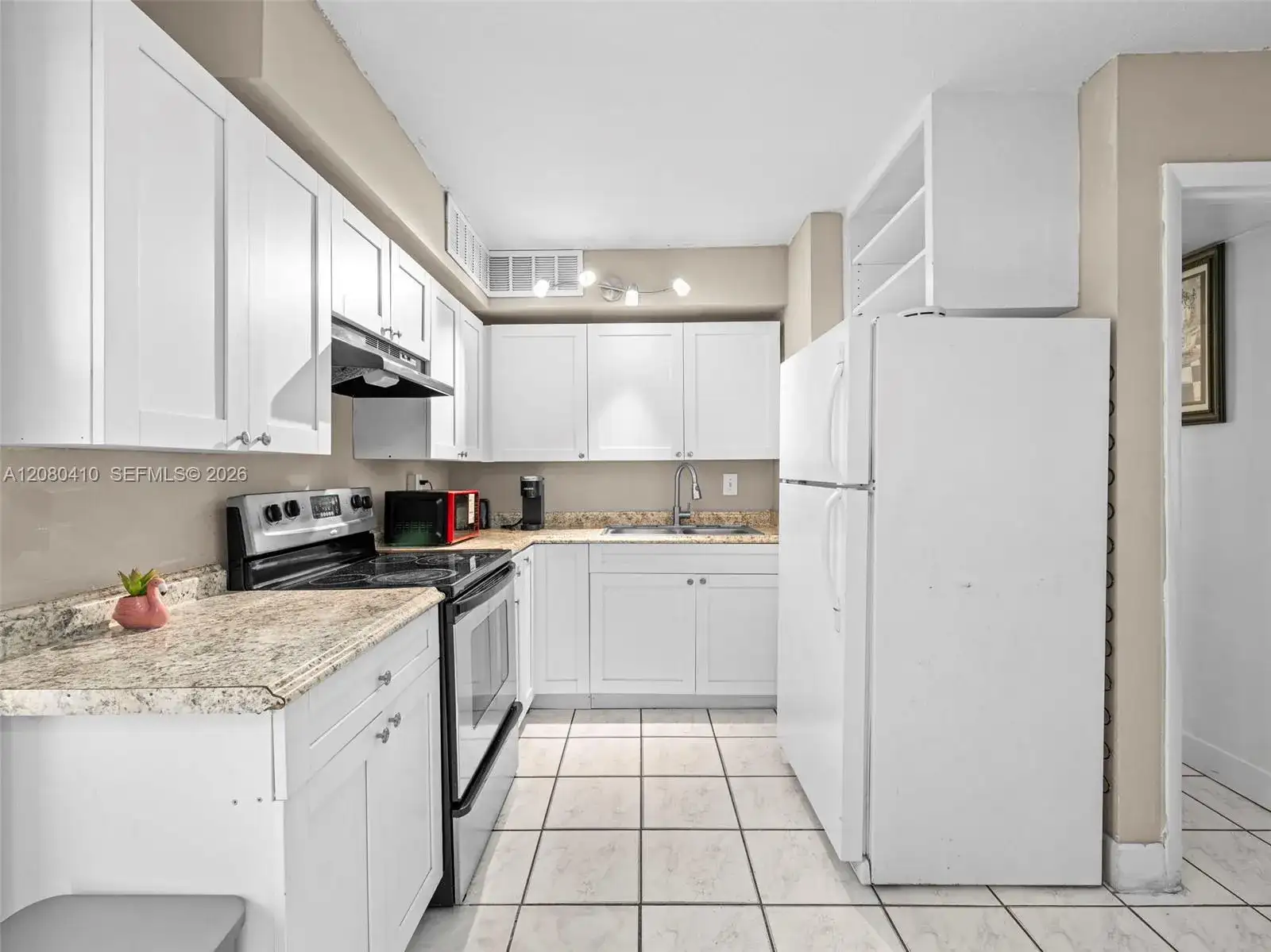 3609 Townhouse Ct # 3609, West Palm Beach FL 33407 photo 3