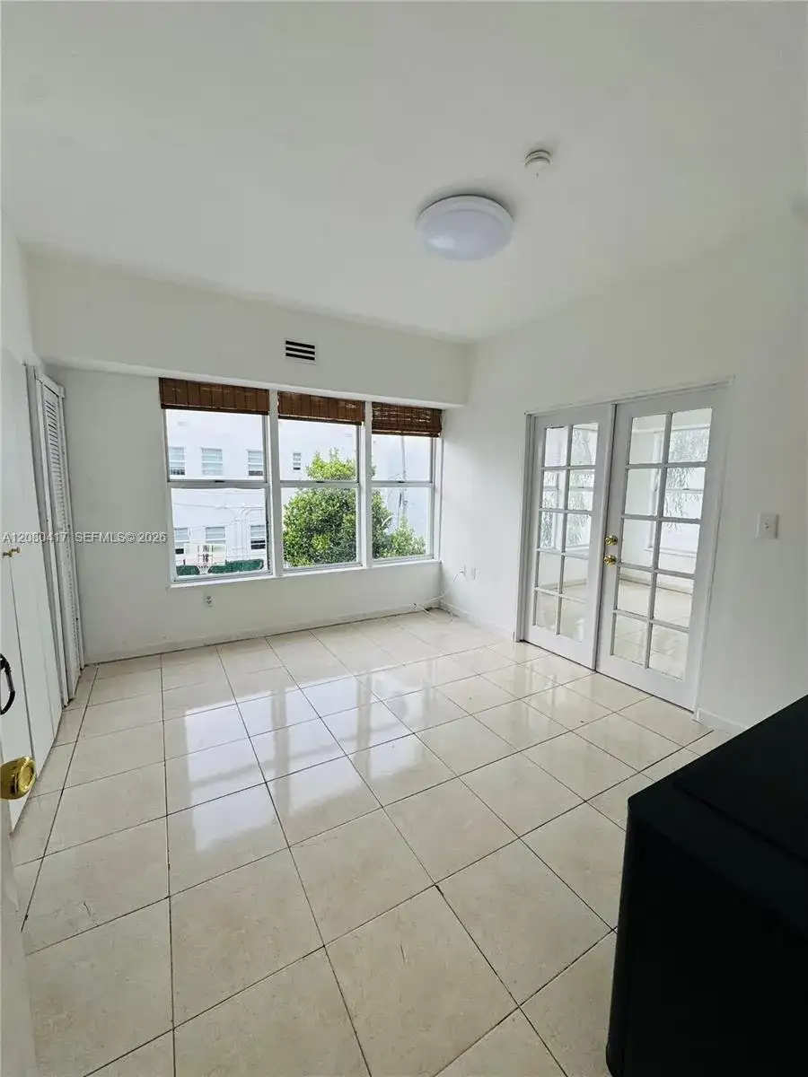 227 1st St # 8, Miami Beach FL 33139 photo 3