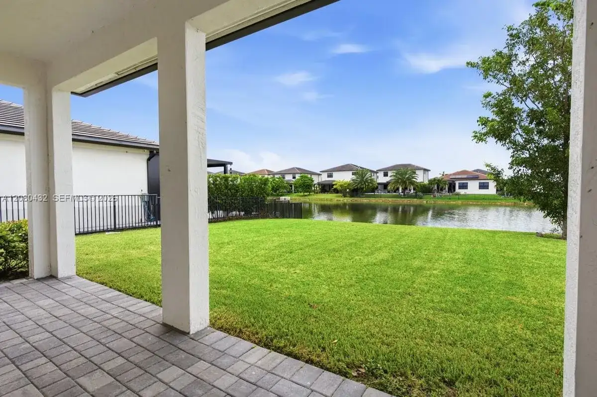 4308 SW 173rd Ave, Miramar FL 33029 photo 4