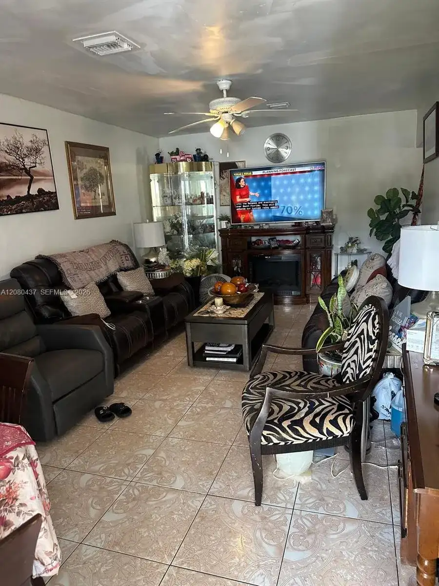 1500 NE 150th St, Miami FL 33161 photo 5