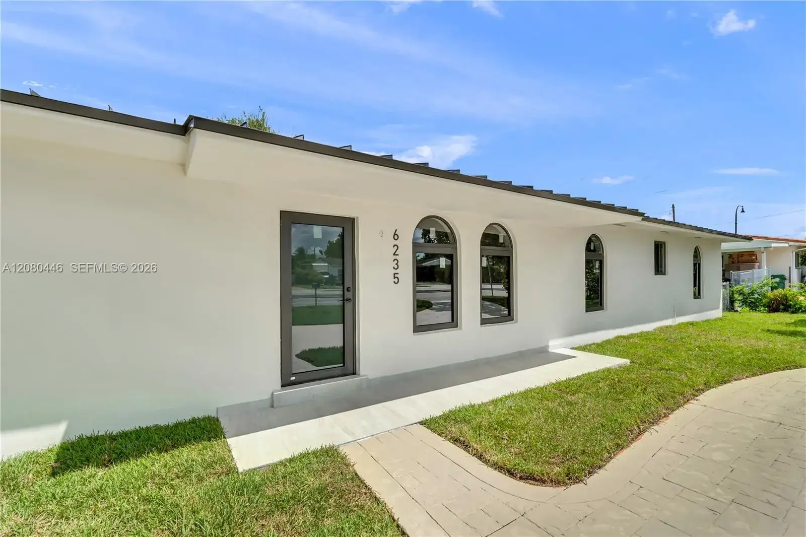 6235 SW 24th St, Miami FL 33147 photo 2
