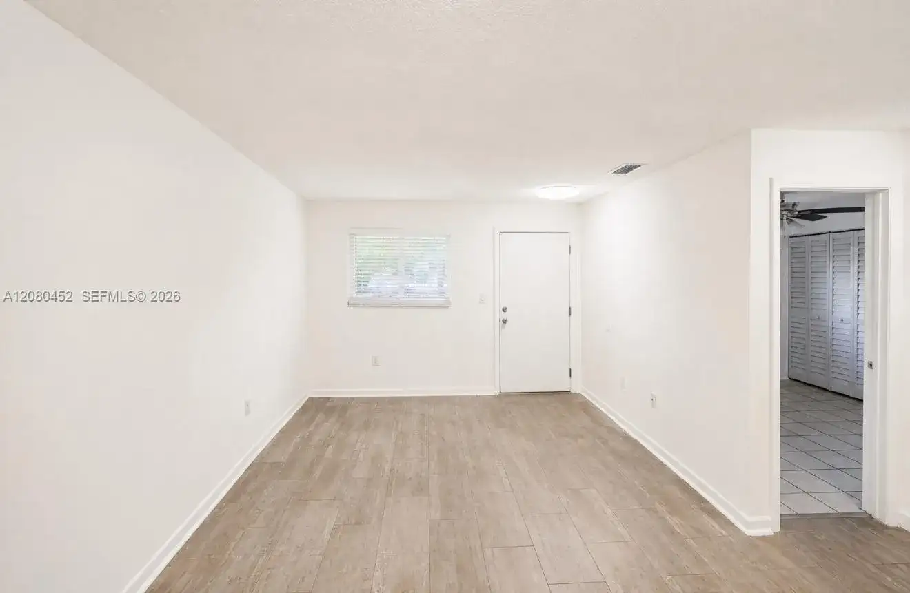 6141 W 22nd Ct # 203, Hialeah FL 33016 photo 4