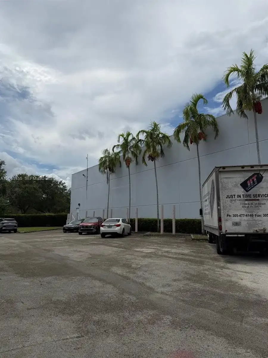 11450 NW 34th St # 100, Doral FL 33178 photo 2