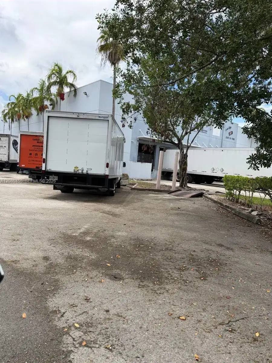 11450 NW 34th St # 100, Doral FL 33178 photo 3