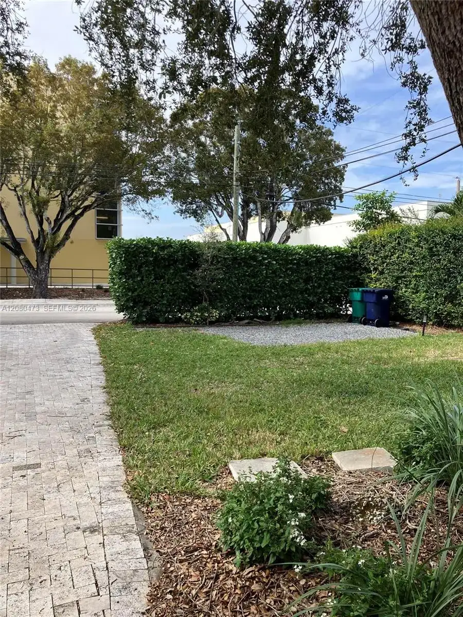 5495 SW 68th Ave, Miami FL 33155 photo 3