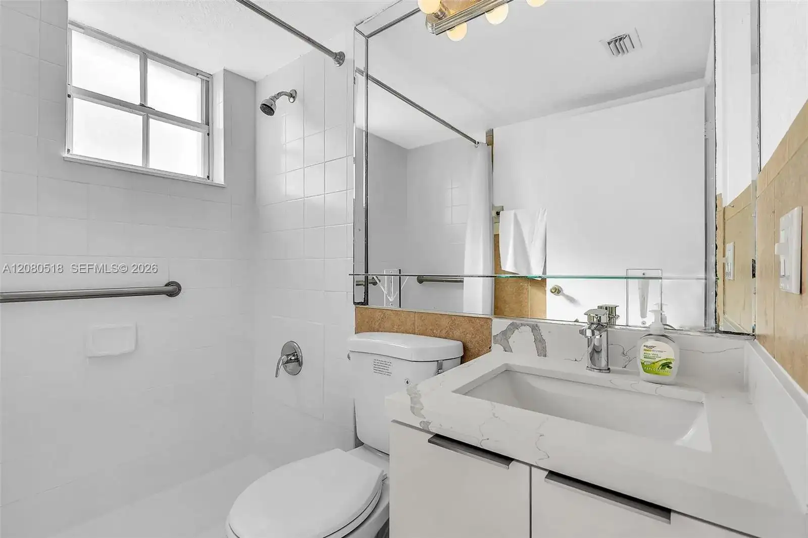 199 SW 12th Ave # 313E, Miami FL 33130 photo 2