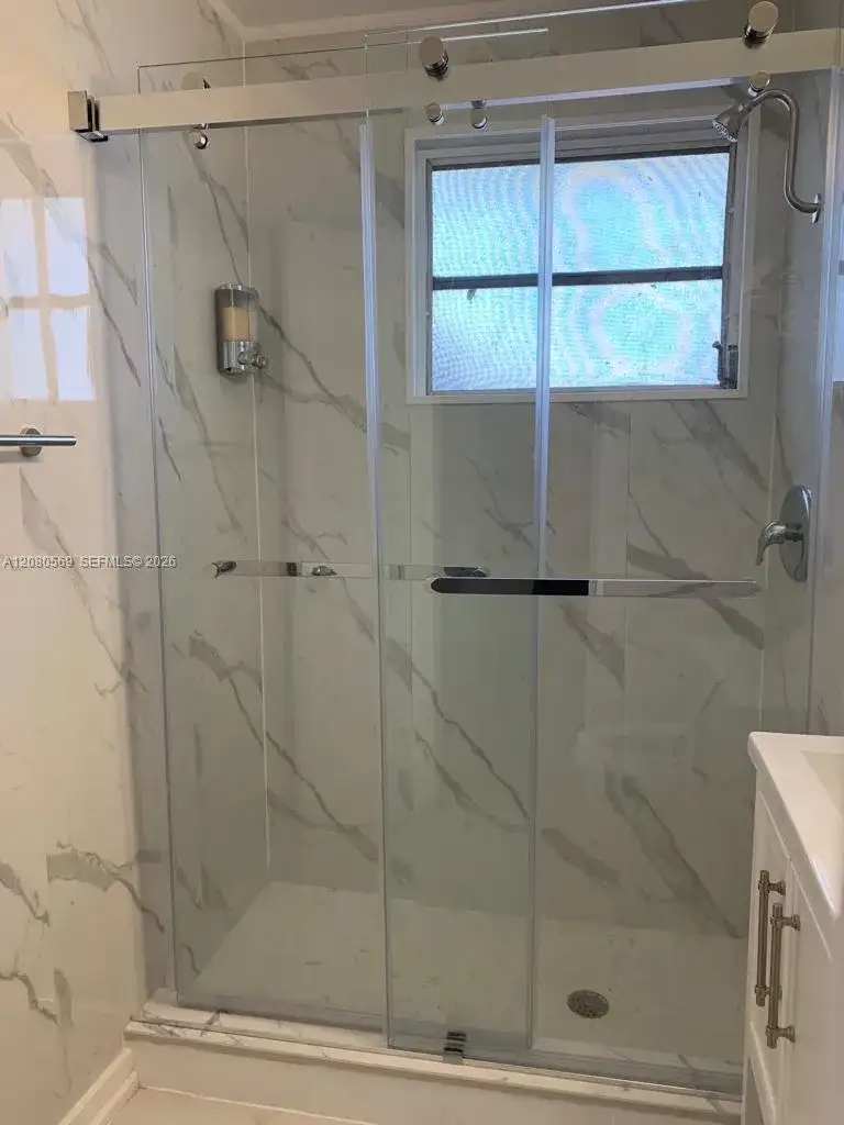 545 Michigan Ave # 6, Miami Beach FL 33139 photo 3