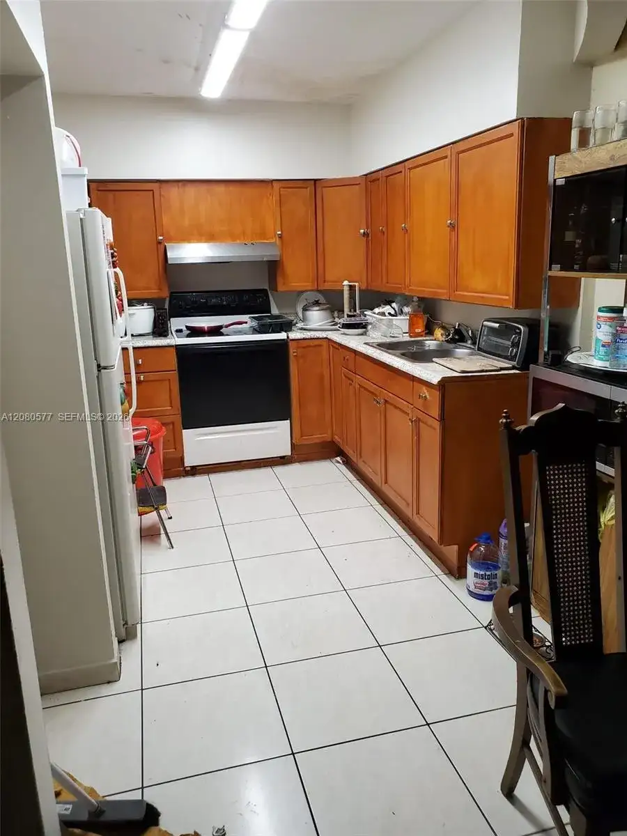 36 W 37th St, Hialeah FL 33012 photo 5