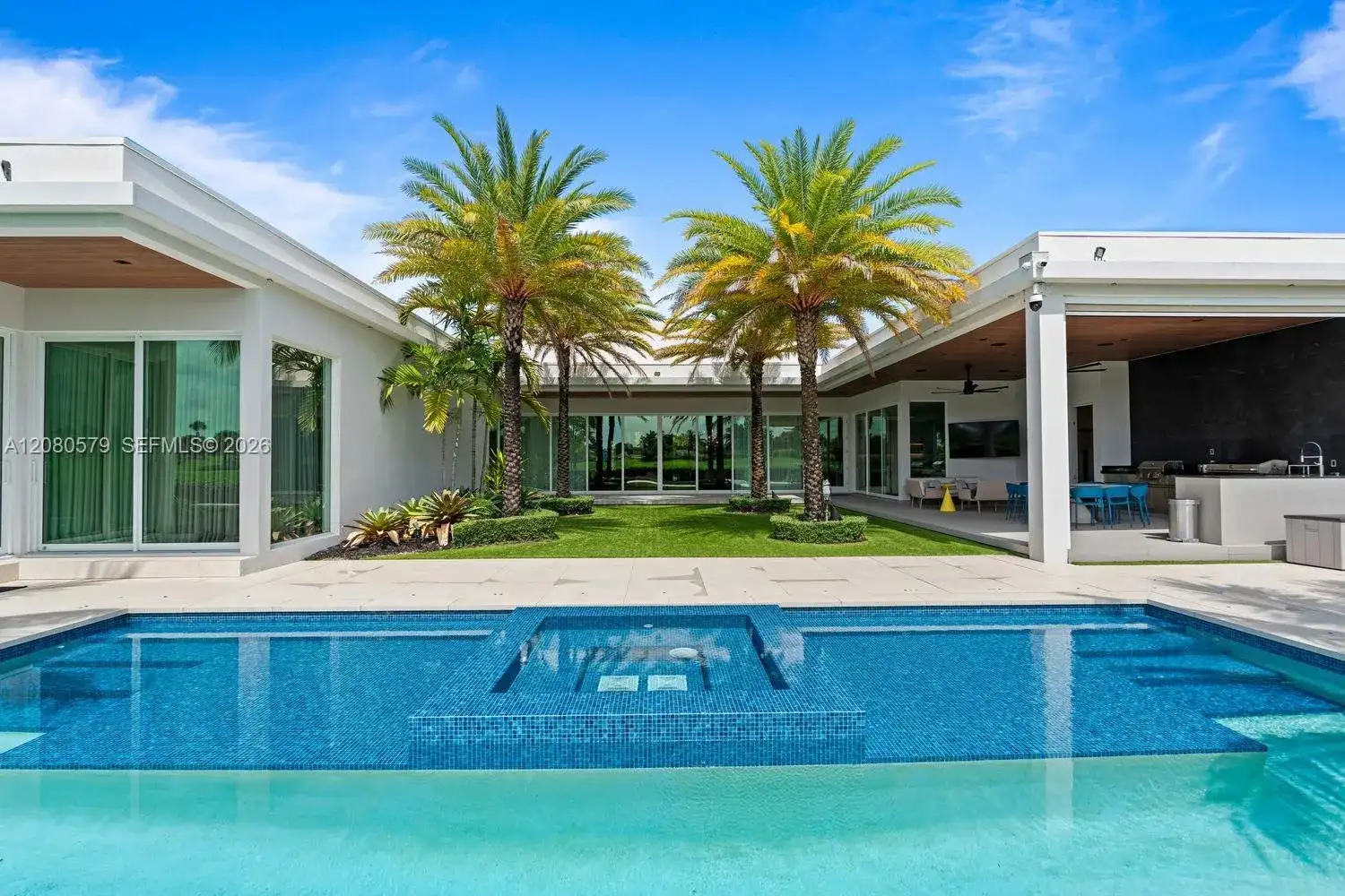 3939 Country Club Ln, Fort Lauderdale FL 33308
