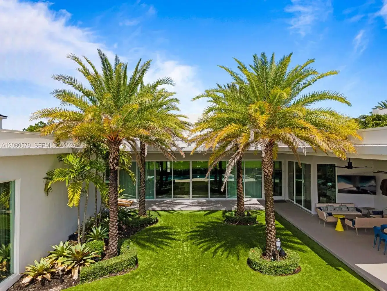 3939 Country Club Ln, Fort Lauderdale FL 33308 photo 2