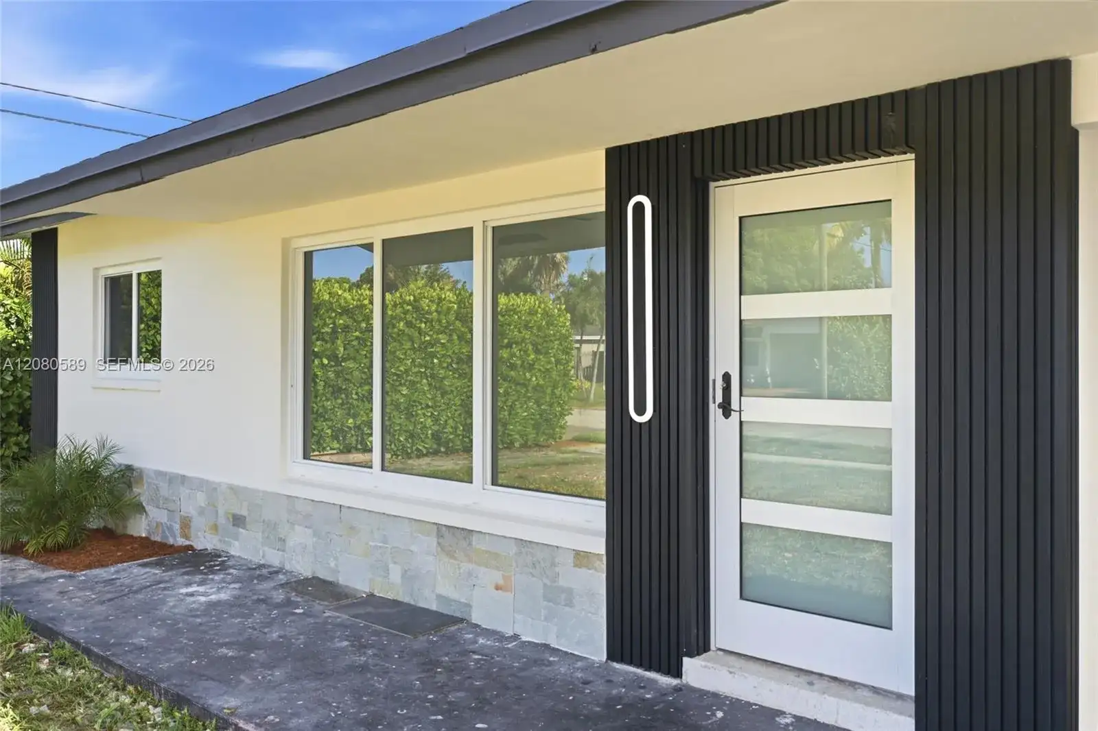 824 NW 29th Ct, Wilton Manors FL 33311 photo 3