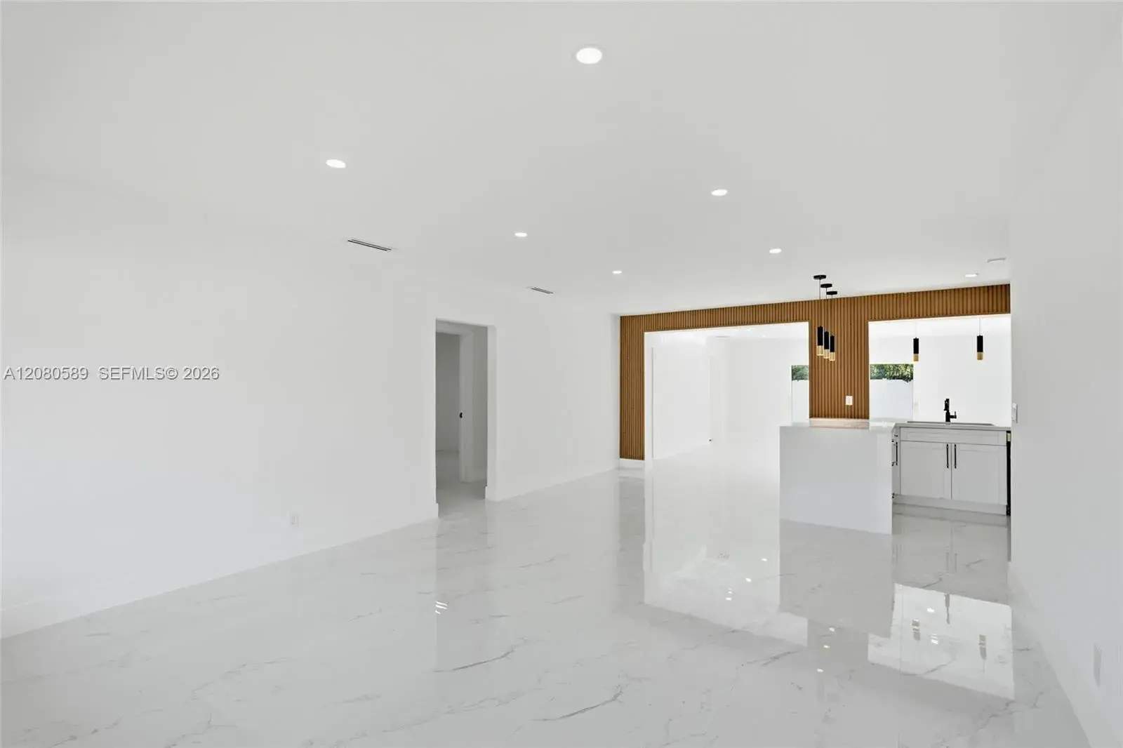 824 NW 29th Ct, Wilton Manors FL 33311