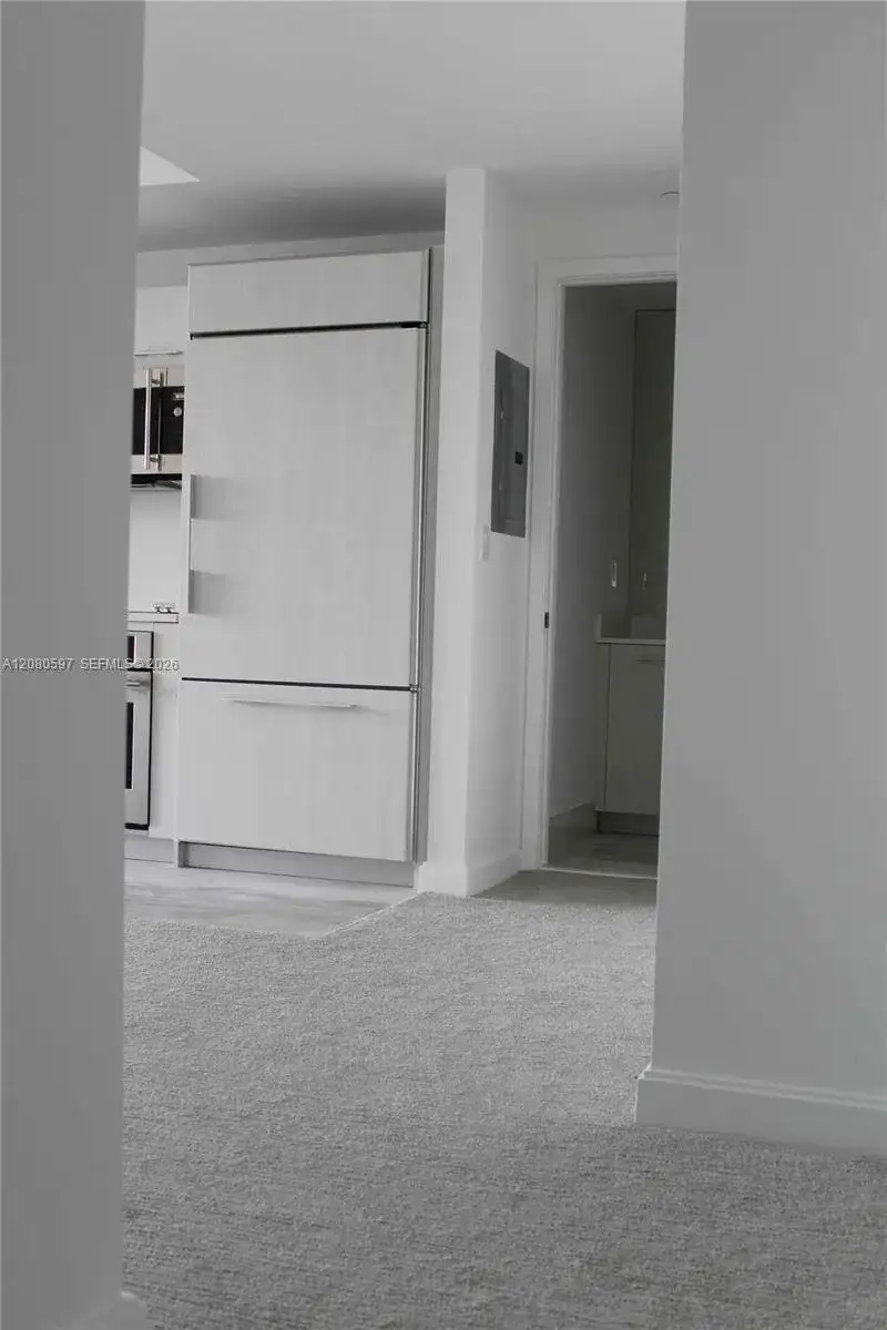 45 SW 9th St # 2809, Miami FL 33130 photo 5